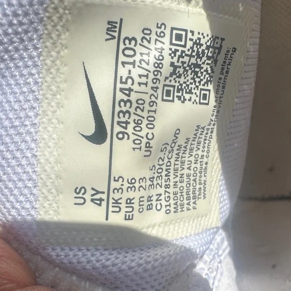 Nike White Air Max 270 Sneakers size 4Y big kids - Back to school - Picture 6 of 9